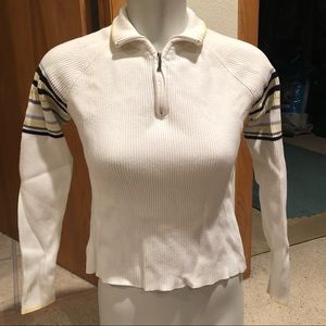 Daisy Fuentes Sweater size Medium